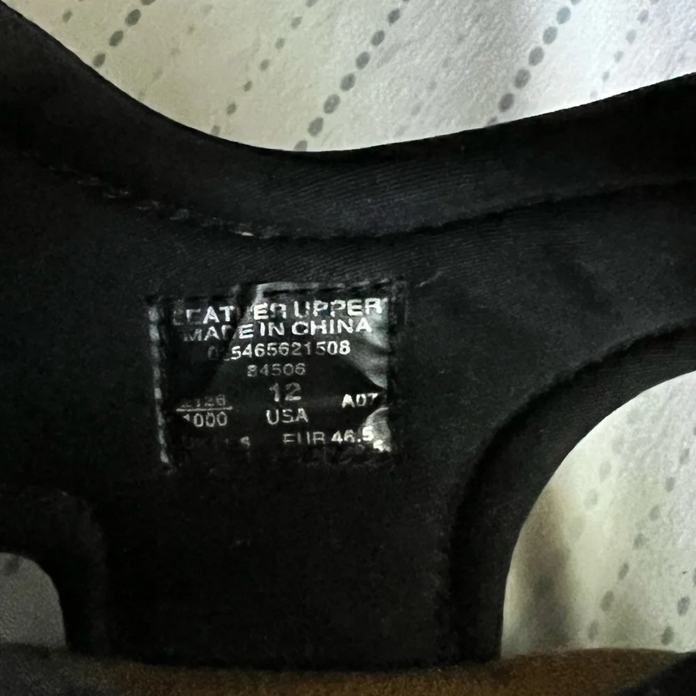 Thom McAn size 12 sandals - Picture 3 of 6